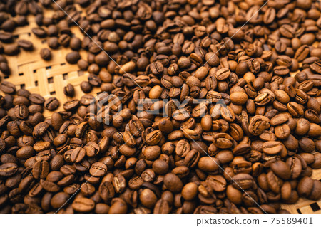 Home-made roasted coffee beans Home-made roasted coffee beans 75589401