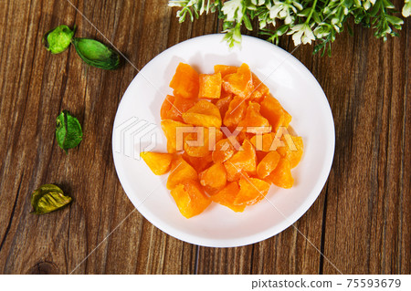 黄桃果干 75593679