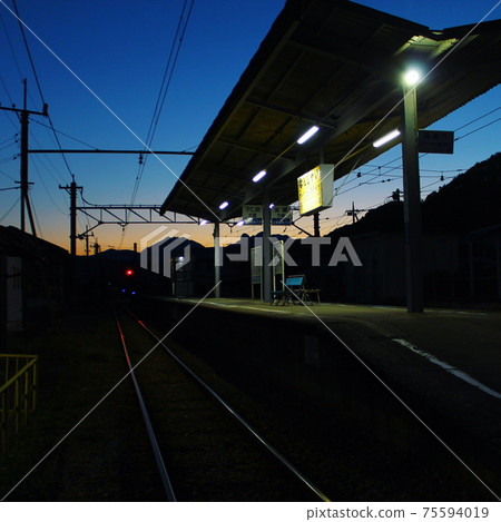 A view of a certain station a few minutes after the sunset A view of a certain station a few minutes after the sunset 75594019