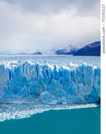 The Perito Moreno Glacier The Perito Moreno Glacier 75595527