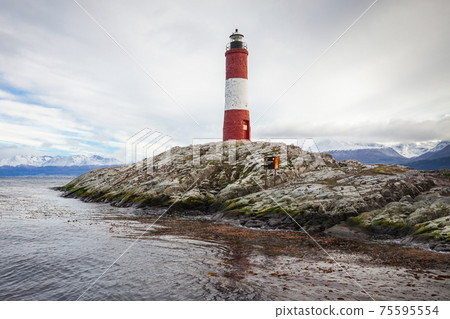 Les Eclaireurs Lighthouse, Ushuaia 75595554