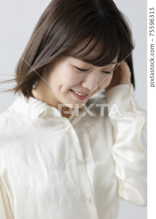 清爽的女人 清爽的女人 75596315