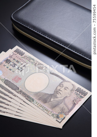Ten thousand yen bill image 75599454