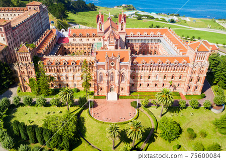 Comillas Pontifical University, Spain Comillas Pontifical University, Spain 75600084
