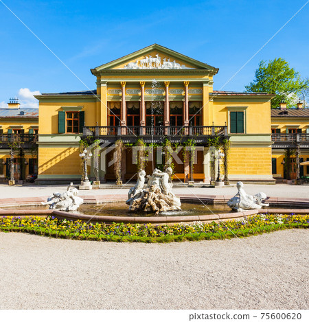 Kaiservilla in Bad Ischl 75600620