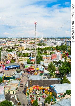 Prater park in Vienna Prater park in Vienna 75600654