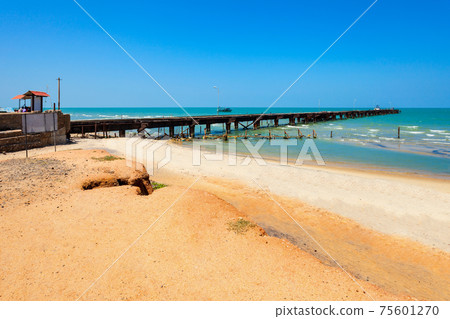 Talaimannar pier, Sri Lanka Talaimannar pier, Sri Lanka 75601270