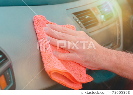 Cleaning car interior Cleaning car interior 75605598