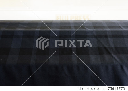 Equipment for stretching cloth in sewing factories Equipment for stretching cloth in sewing factories 75615773