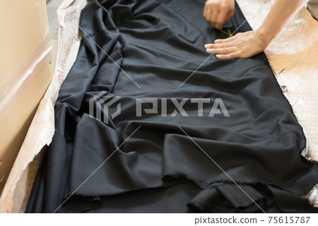 成為西服前的布料 成為西服前的布料 75615787