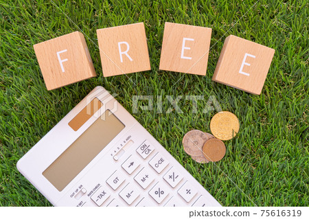 免費,免費|帶有“ FREE”字樣的構建基塊,計算器和硬幣 免費,免費|帶有“ FREE”字樣的構建基塊,計算器和硬幣 75616319