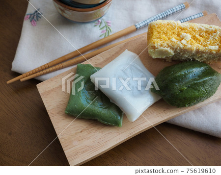 Korean traditional food, various rice cakes Korean traditional food, various rice cakes 75619610
