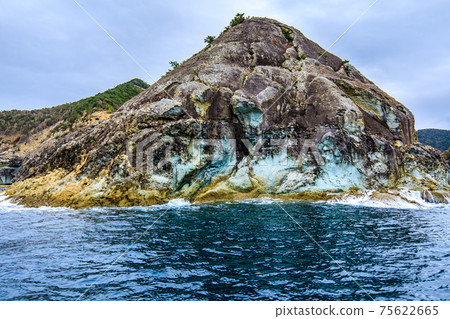 Wakamatsu Island Cruising [Shinkamigoto Town, Minamimatsuura District, Nagasaki Prefecture] 75622665