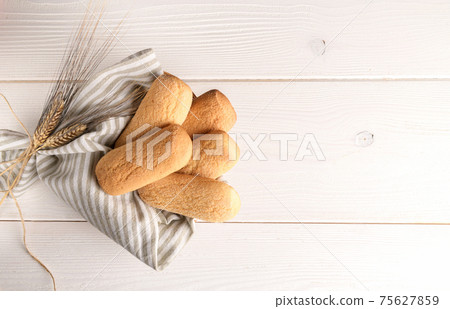 Freshly baked homemade italian crunchy cookies, made in Puglia Freshly baked homemade italian crunchy cookies, made in Puglia 75627859