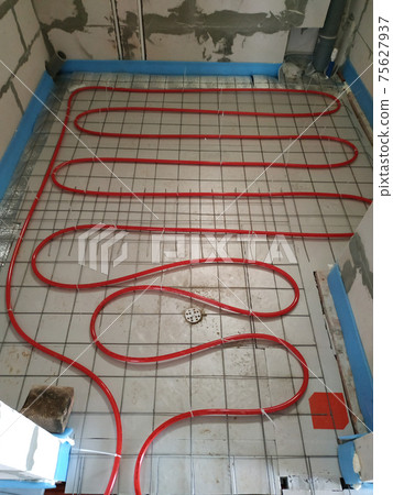 Installation of a heat-insulated floor, installation of water pipes, modern technology of heating of the house. Installation of a heat-insulated floor, installation of water pipes, modern technology of heating of the house. 75627937