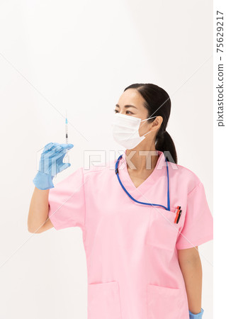 醫學影像護士注射疫苗 75629217