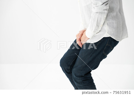 Frequent urination image male Frequent urination image male 75631951
