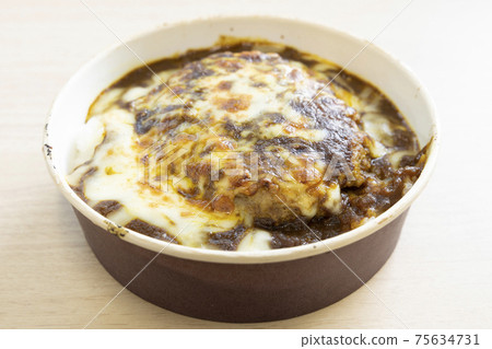 Delicious hamburger curry doria Delicious hamburger curry doria 75634731