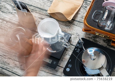Coffee beans coffee utensil manual mill grind coffee beans 75638219