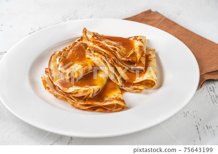 Stack of crepes 75643199
