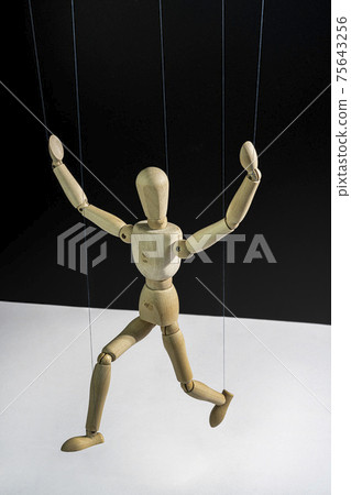 wooden mannequin 75643256