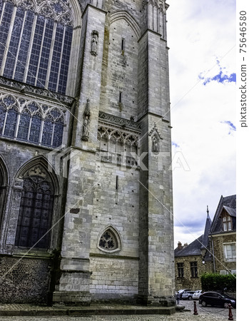 Cathedral of Saint Julian in Le Mans, France 75646580