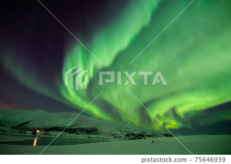 Let's go on a journey to appreciate the aurora 75646939