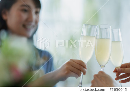 敬酒酒 75650045