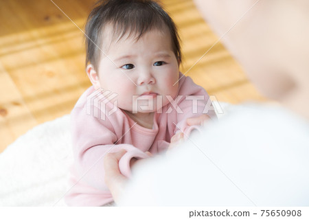 嬰兒0歲 75650908