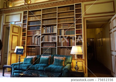 Inside Leeds Castle Inside Leeds Castle 75651556