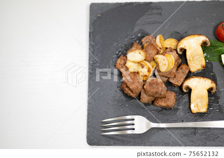 Dice steak copy space available 75652132