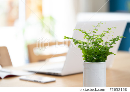 Telework environment image Telework environment image 75652168