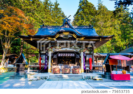 Hodosan Shrine (main shrine) in autumn colors, Nagatoro Town, Saitama Prefecture Hodosan Shrine (main shrine) in autumn colors, Nagatoro Town, Saitama Prefecture 75653735