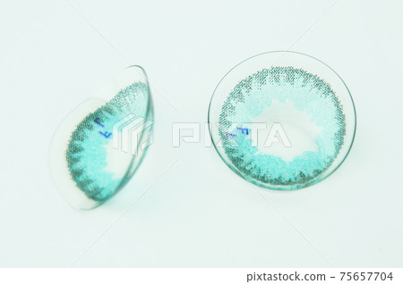 Colored contact lenses 75657704