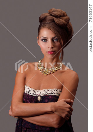 Beautiful woman with jewelry 75663147