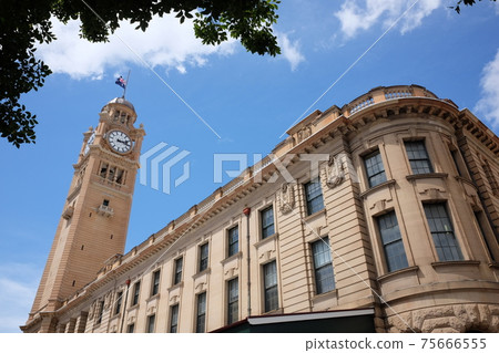 A fascinating transcontinental railroad trip to the majestic pioneering spirit of Australia Sydney Central Station 75666555