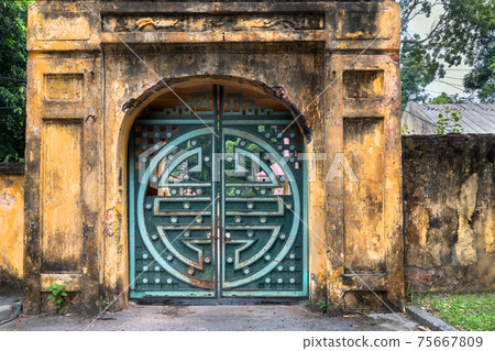 Old Stone Gate in Hanoi, Vietnam Old Stone Gate in Hanoi, Vietnam 75667809