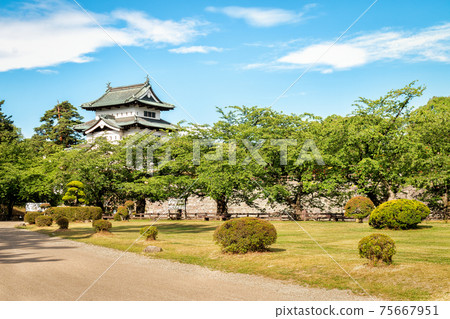 The Old Hirosaki Castle in Northern Japan The Old Hirosaki Castle in Northern Japan 75667951