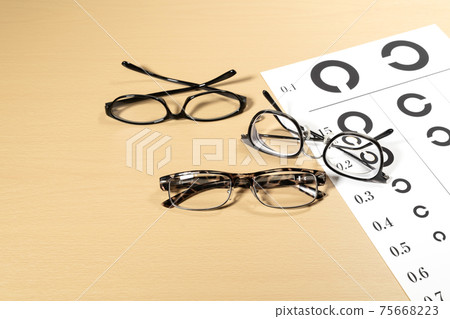 Glasses and eyesight test chart Glasses and eyesight test chart 75668223