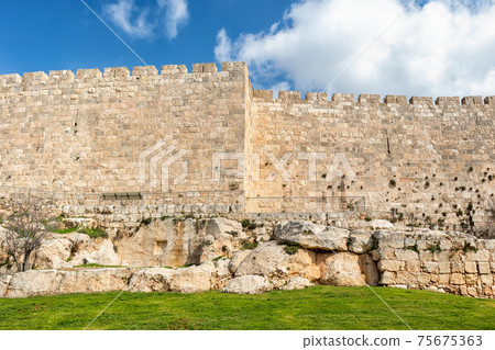The Majestic Stone Walls of Jerusalem's Old City 75675363