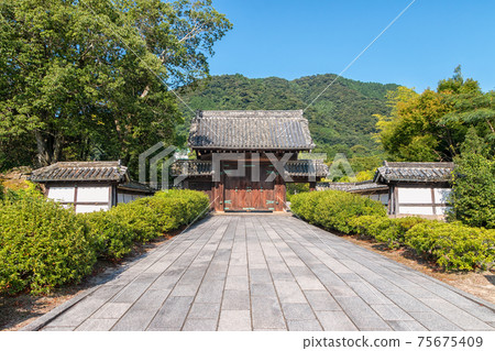 Historic Gate (circa 1864) of the Former Yamaguchi Domain Headquarters in Western Japan 75675409