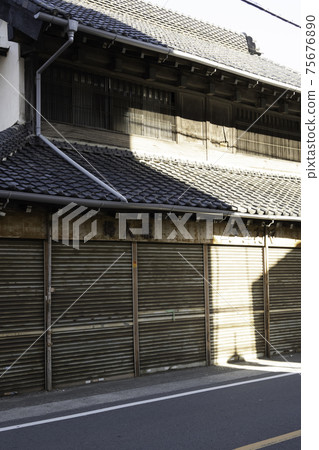 Kawasaki City Oyama Kaido, a merchant house with a girder structure 75676890