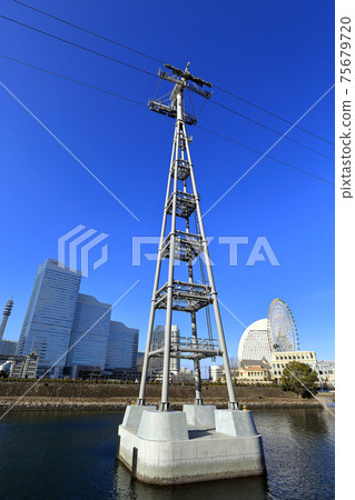 Yokohama Minato Mirai Cityscape Queen's Square and World Porters 75679720