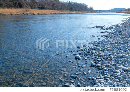 花之野大橋上游附近的荒川河風光 75681092