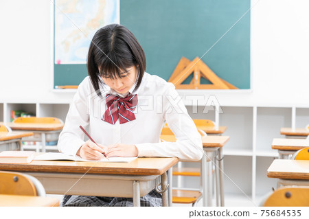 女孩要學習 女孩要學習 75684535