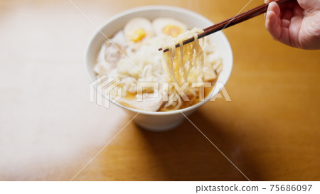 Image of soy sauce ramen Image of soy sauce ramen 75686097