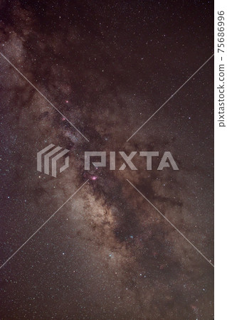 The powerful Milky Way The powerful Milky Way 75686996