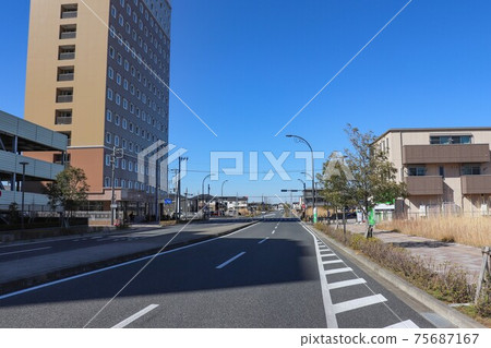 千代浦站前（千葉縣千代浦市） 75687167