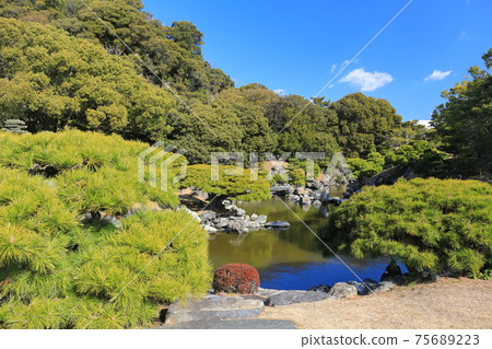 [德島縣]天氣晴朗時的德島城表參道花園 75689223