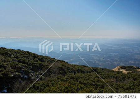 《Tottori Prefecture》 Daisen mountain climbing, autumn scenery of Daisen-Oki National Park 《Tottori Prefecture》 Daisen mountain climbing, autumn scenery of Daisen-Oki National Park 75691472